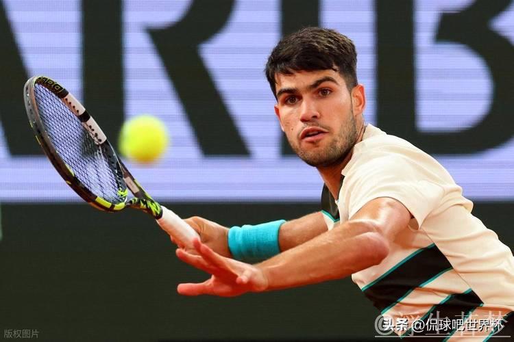 穆塞蒂因伤退赛,阿尔卡拉斯成功闯入决赛 穆塞蒂因伤退赛,阿尔卡拉斯成功闯入决赛